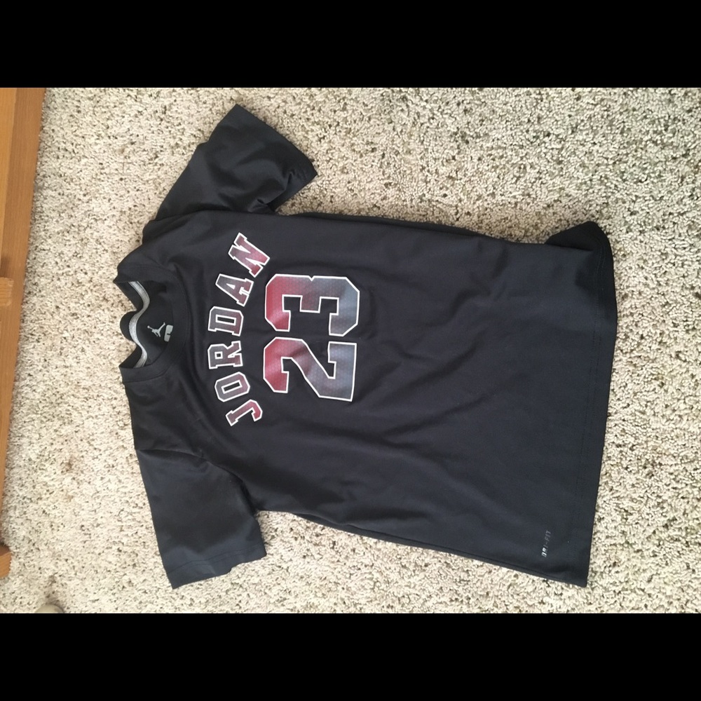 Jordan shirt